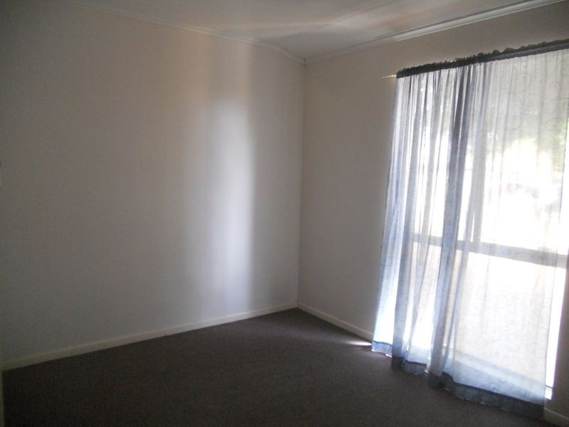 37 Sunset Drive, Mount Isa QLD 4825