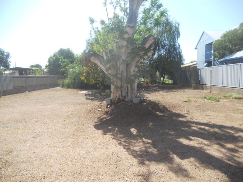 84 West Street, Mount Isa QLD 4825