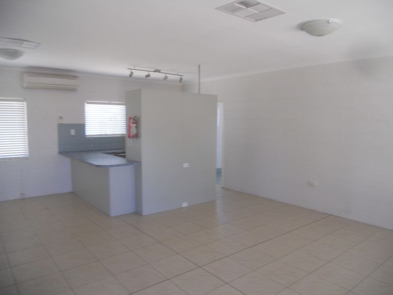 27 Emmalyn Close, Mount Isa QLD 4825