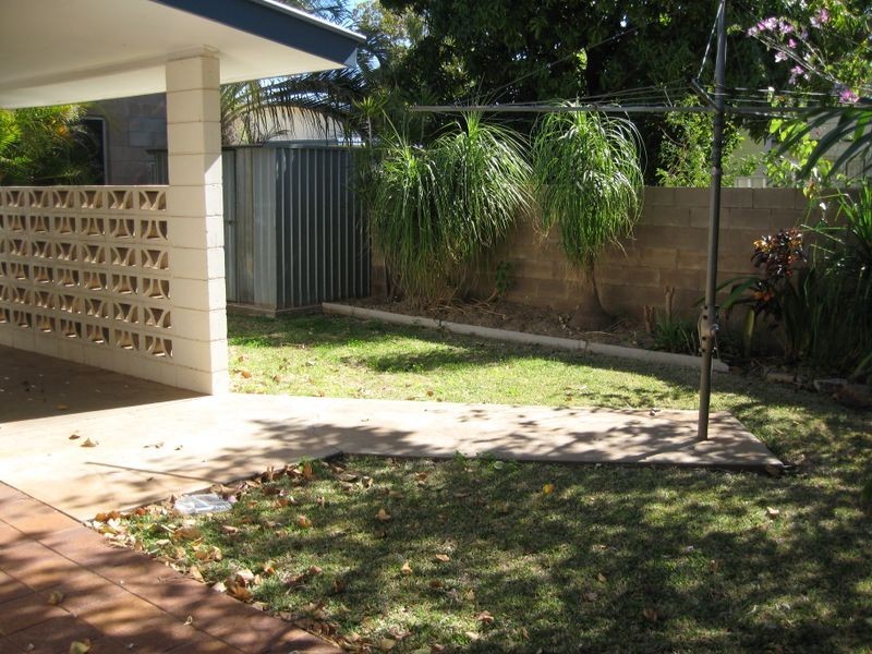 2/9 Cook Crescent, Mount Isa QLD 4825