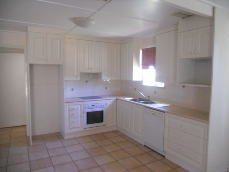 21 Maxine Street, Mount Isa QLD 4825