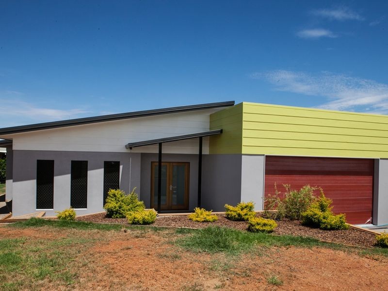 11 Born Court, Mount Isa QLD 4825