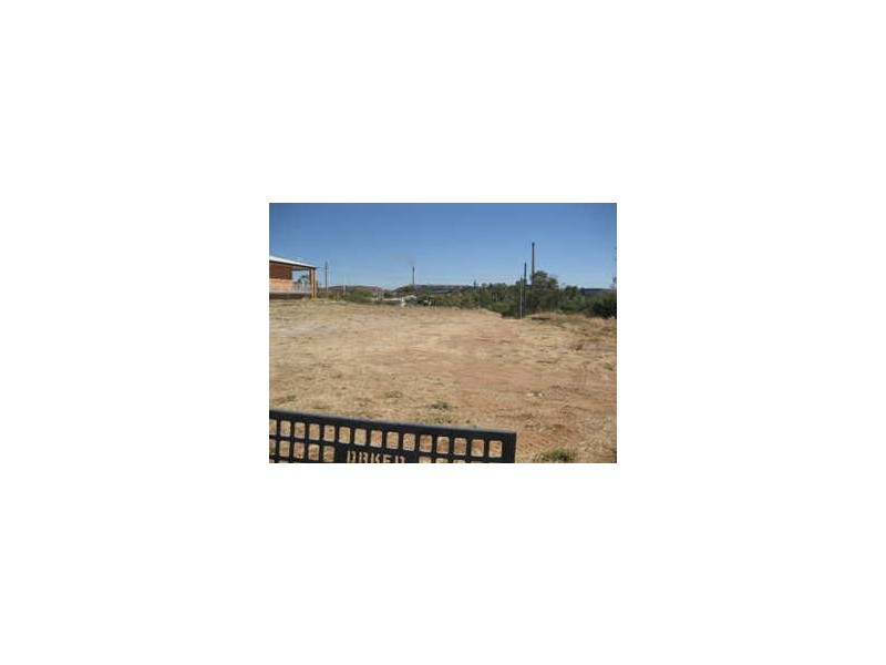 4 Mullan Street, Mount Isa QLD 4825