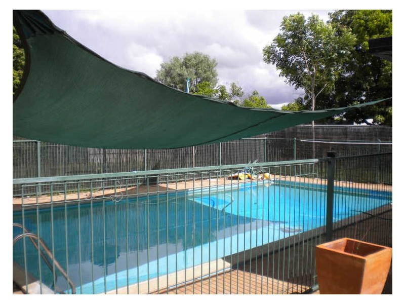 3 Smith St, Mount Isa QLD 4825