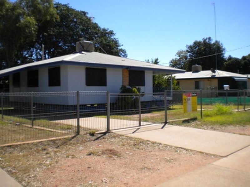 112 Abel Smith Pde, Mount Isa QLD 4825