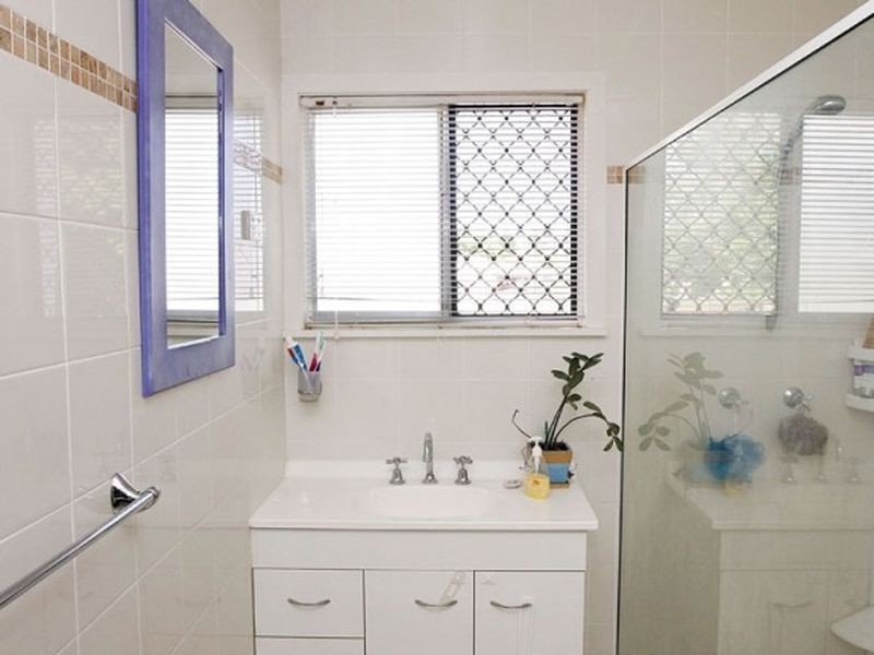 18 Shaw Crescent, Mount Isa QLD 4825