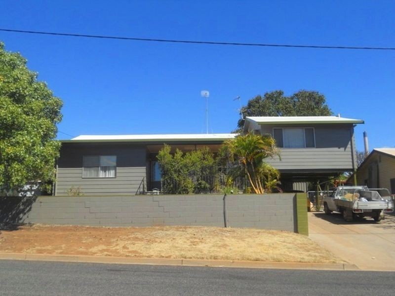 11 Charles Street, Mount Isa QLD 4825
