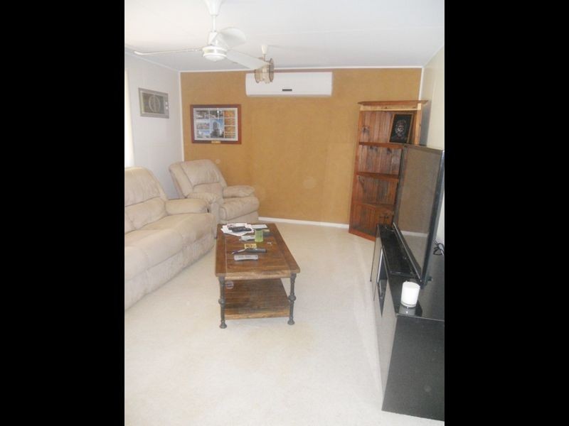 11 Charles Street, Mount Isa QLD 4825