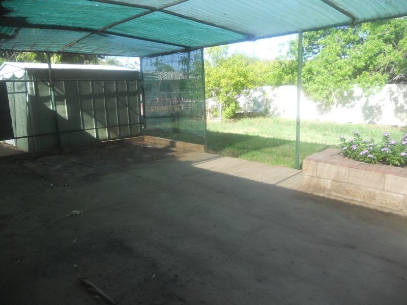 31 Buckley Avenue, Mount Isa QLD 4825