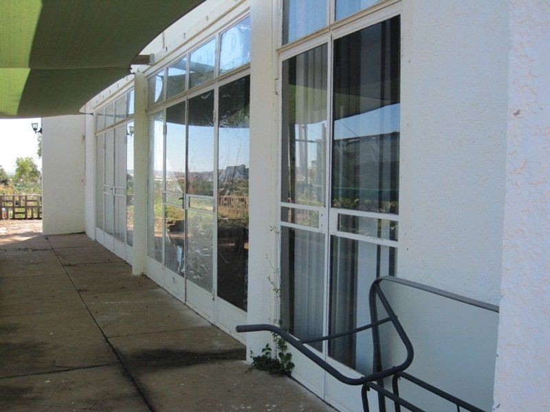 6 Swan Street, Mount Isa QLD 4825