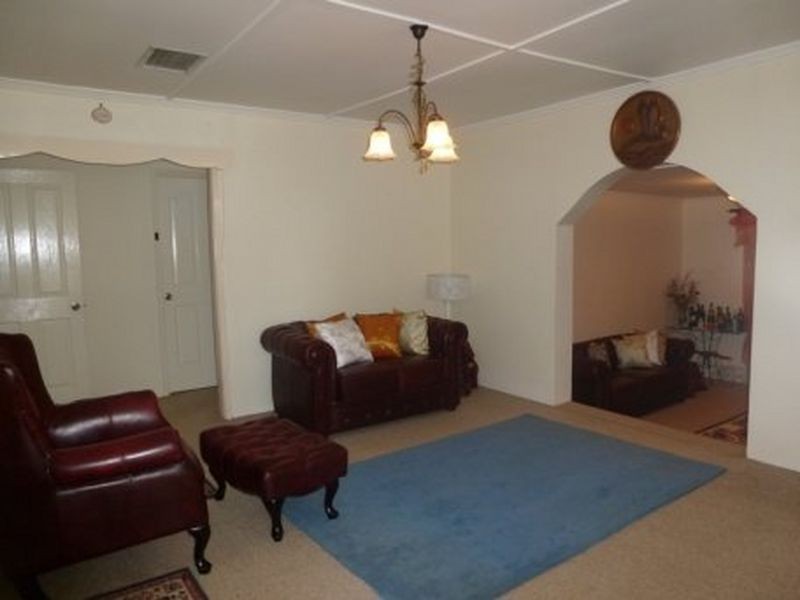1 Silver Crescent, Mount Isa QLD 4825