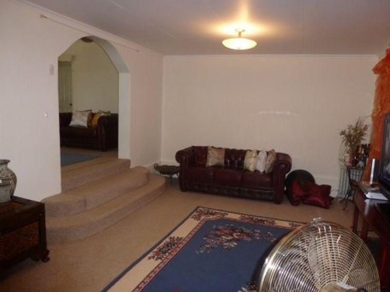 1 Silver Crescent, Mount Isa QLD 4825