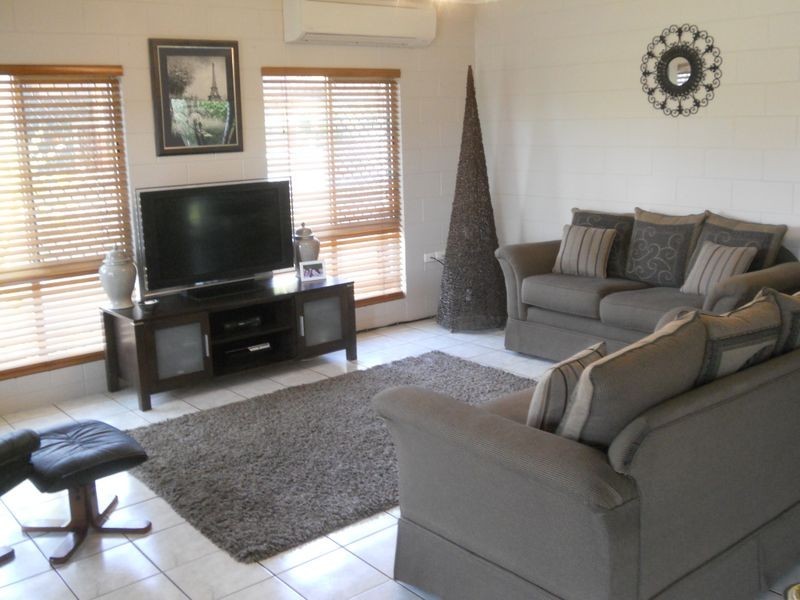 23 Emmalyn Close, Mount Isa QLD 4825