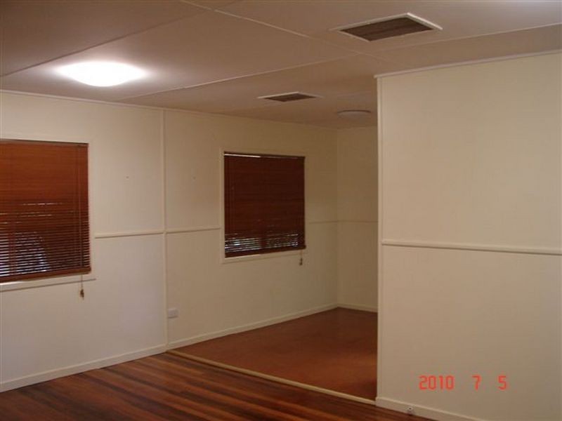 6 Millen Cres, Mount Isa QLD 4825