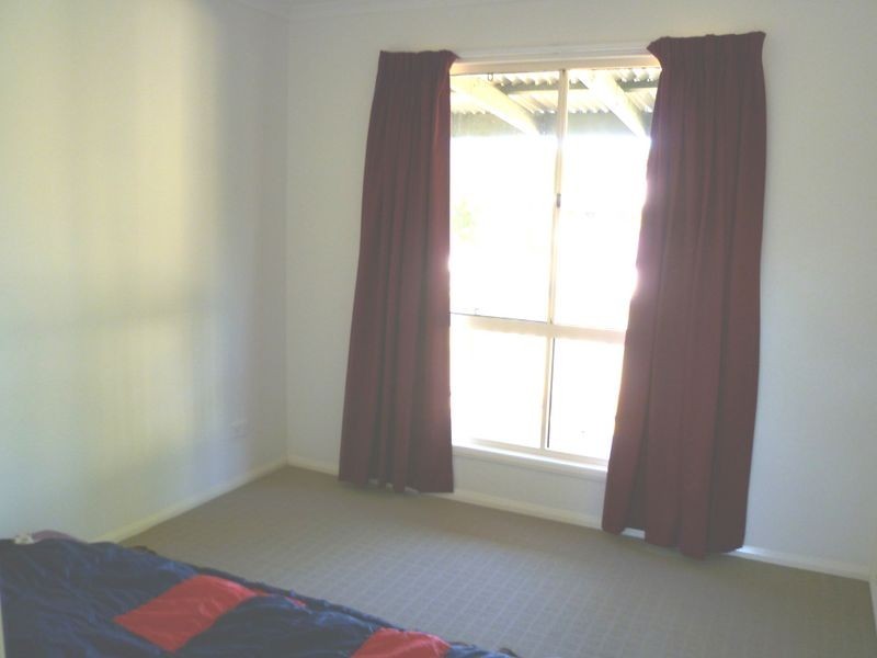 4 McCarthy Avenue, Mount Isa QLD 4825