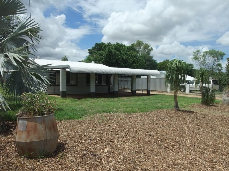 42 Hilary Street, Mount Isa QLD 4825