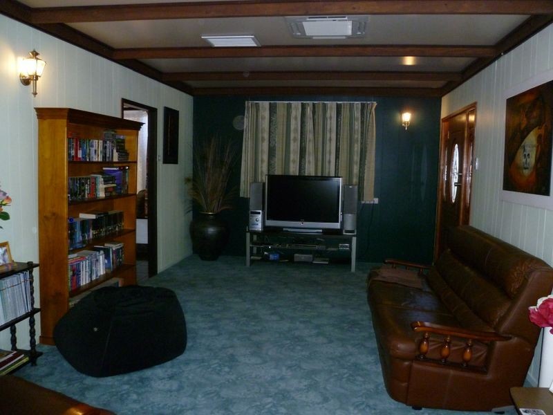 104 East Street ( Under Contract ), Mount Isa QLD 4825