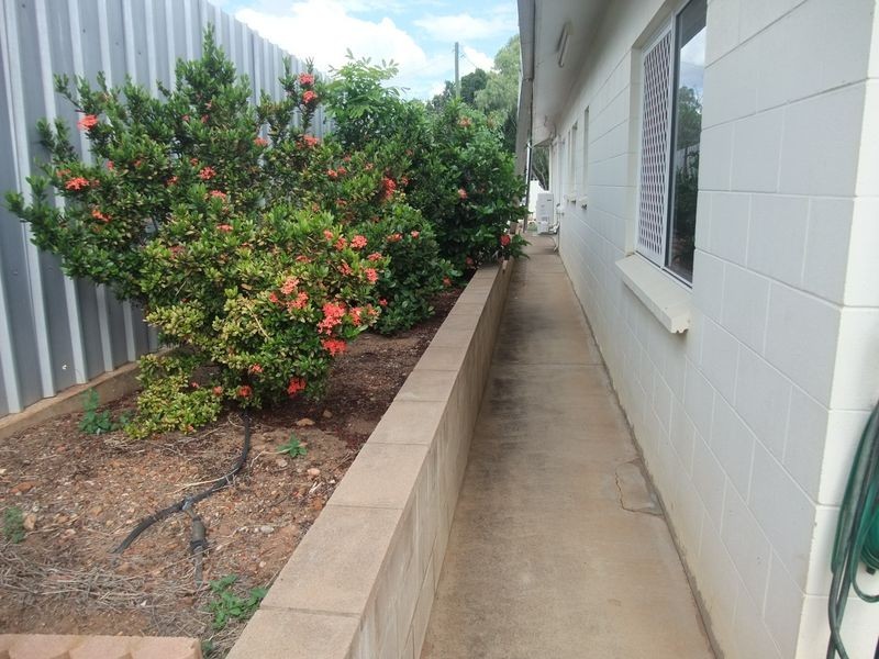 4 Southdown Avenue ( Under Contract ), Mount Isa QLD 4825
