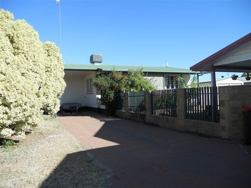 10 Angela Blvd, Mount Isa QLD 4825