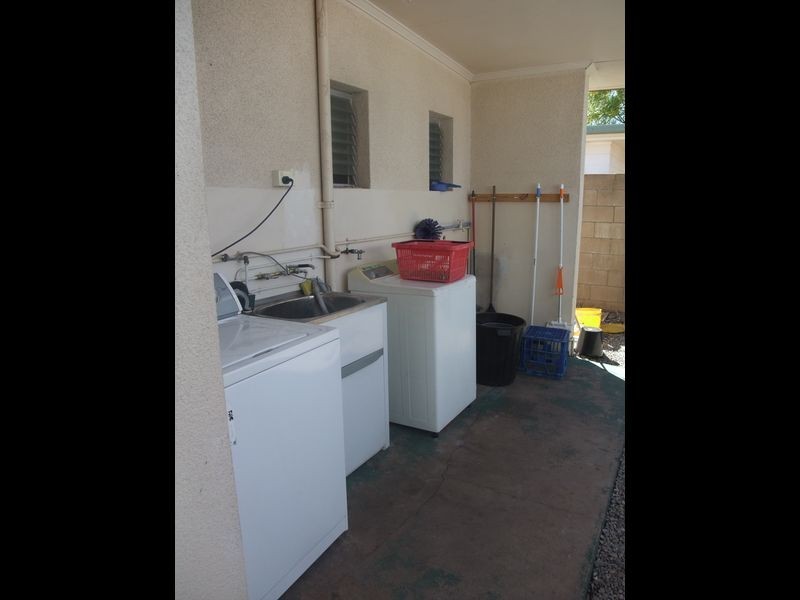 92 West Street, Mount Isa QLD 4825