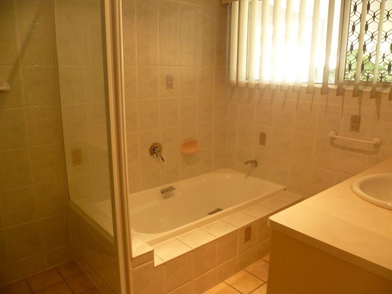 185 Fourth Avenue ( Under Contract ), Mount Isa QLD 4825