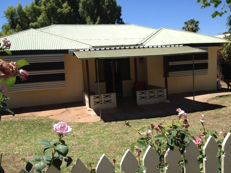 32 Deighton Street, Mount Isa QLD 4825