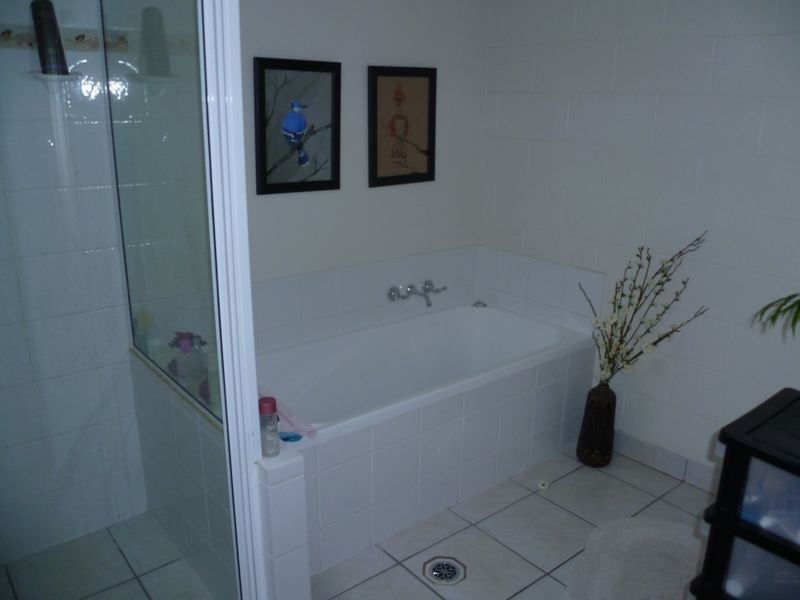 1/4 Transmission Street, Mount Isa QLD 4825