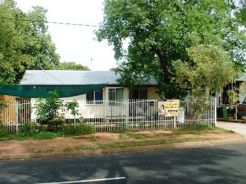 75 Doughan Terrace, Mount Isa QLD 4825