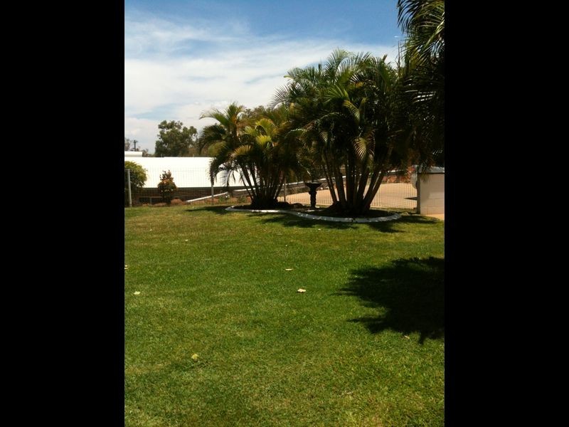 6 Carol Cres, Mount Isa QLD 4825