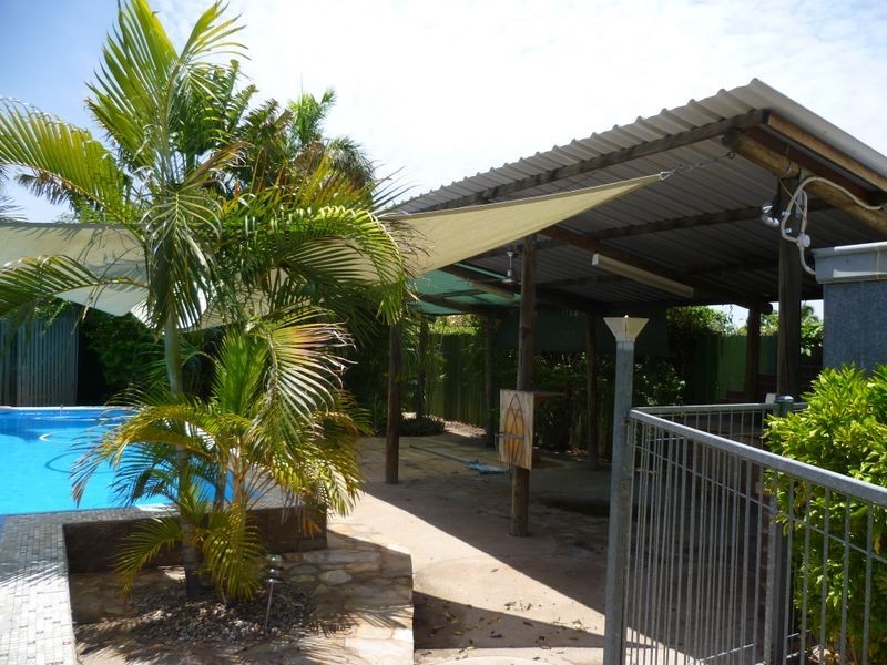 14 Flinders Way, Mount Isa QLD 4825