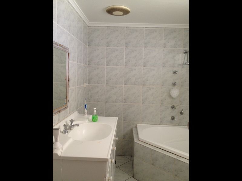 20 Milne Bay Road, Mount Isa QLD 4825