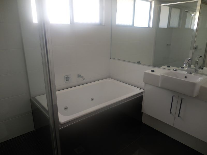 51 Simpson Street, Mount Isa QLD 4825