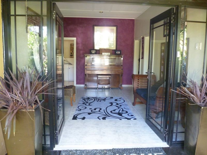 165 Miles Street ( Under Contract ), Mount Isa QLD 4825