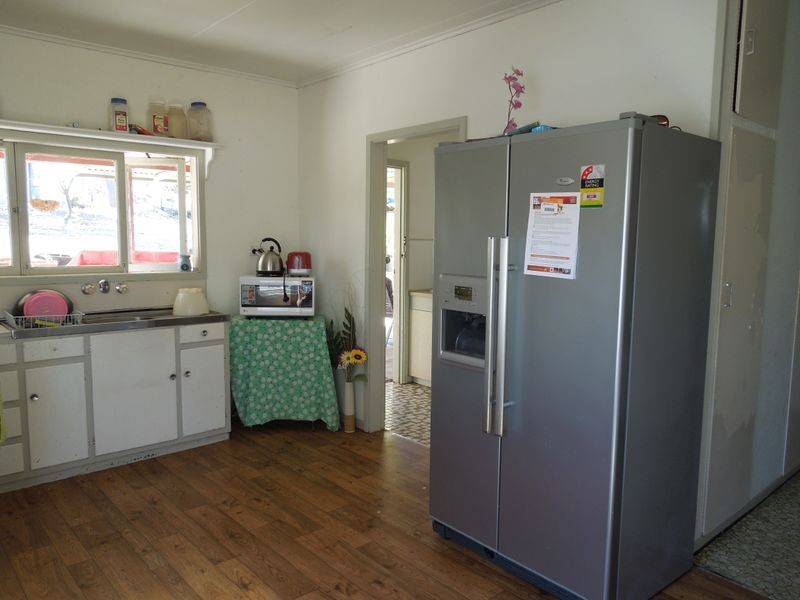 6 Campbell Street, Mount Isa QLD 4825