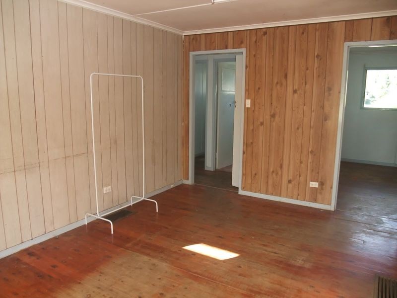 35 Delta Avenue, Mount Isa QLD 4825