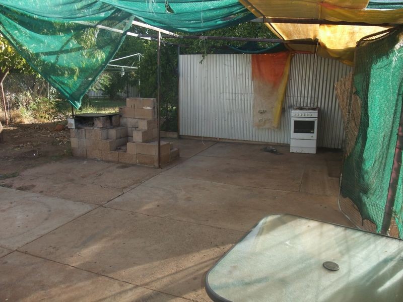 35 Delta Avenue, Mount Isa QLD 4825