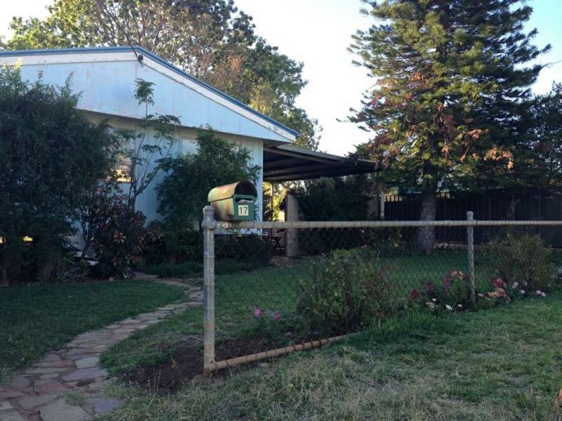 17 Kyrie Avenue, Mount Isa QLD 4825
