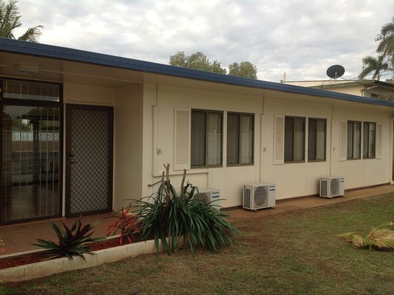 28 Hinkler Crescent, Mount Isa QLD 4825