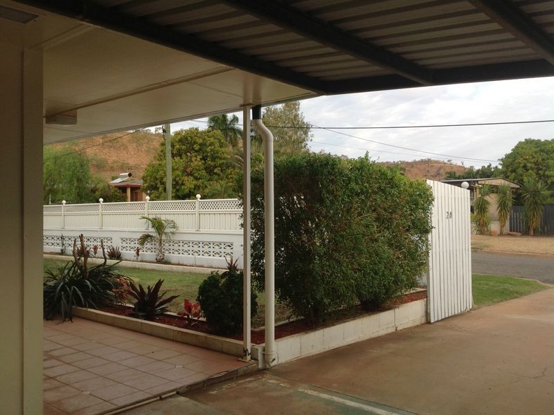 28 Hinkler Crescent, Mount Isa QLD 4825