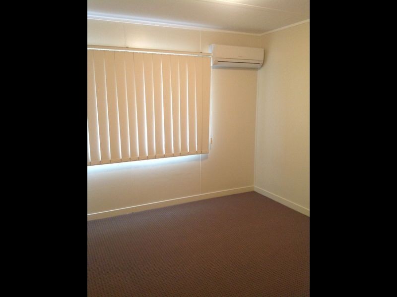 28 Hinkler Crescent, Mount Isa QLD 4825