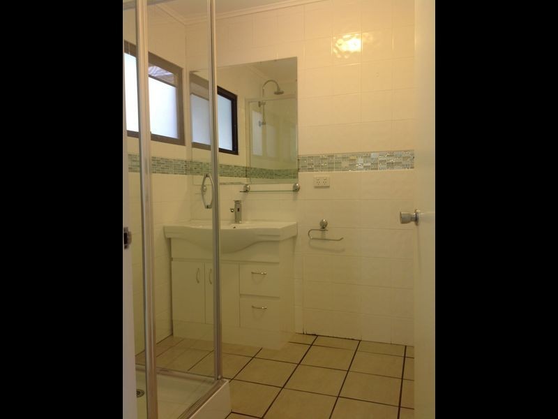 28 Hinkler Crescent, Mount Isa QLD 4825