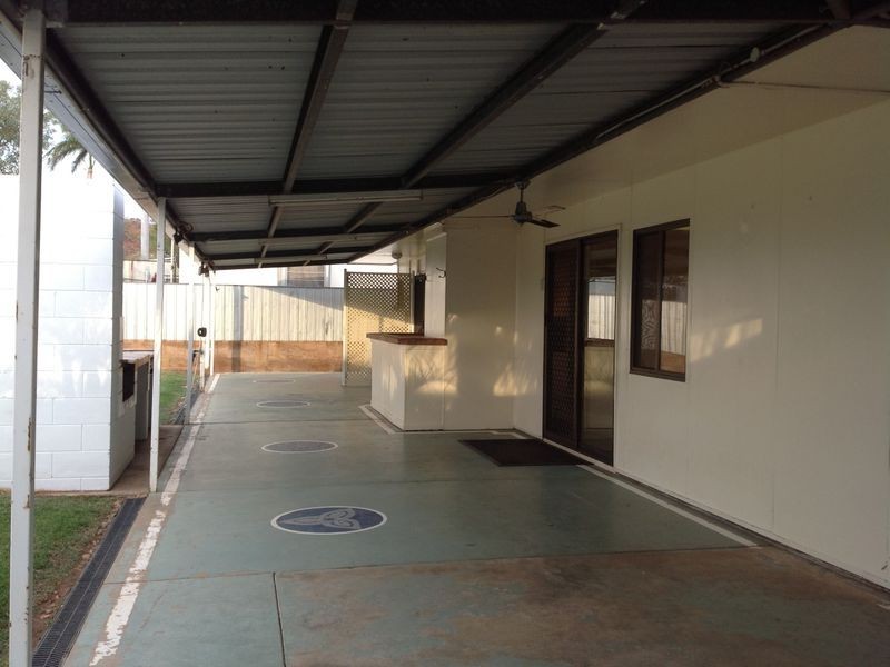 28 Hinkler Crescent, Mount Isa QLD 4825