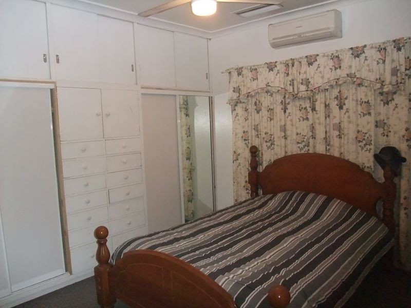 2 Larch Street, Mount Isa QLD 4825
