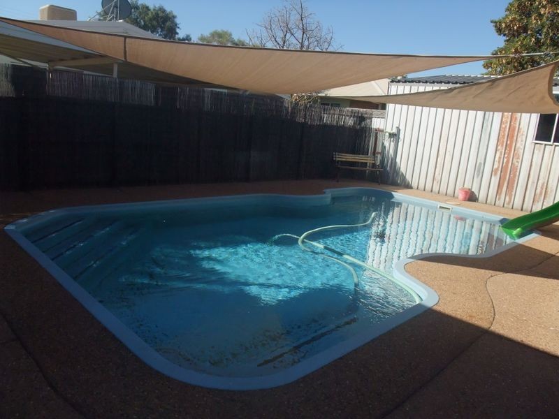 2 Larch Street, Mount Isa QLD 4825