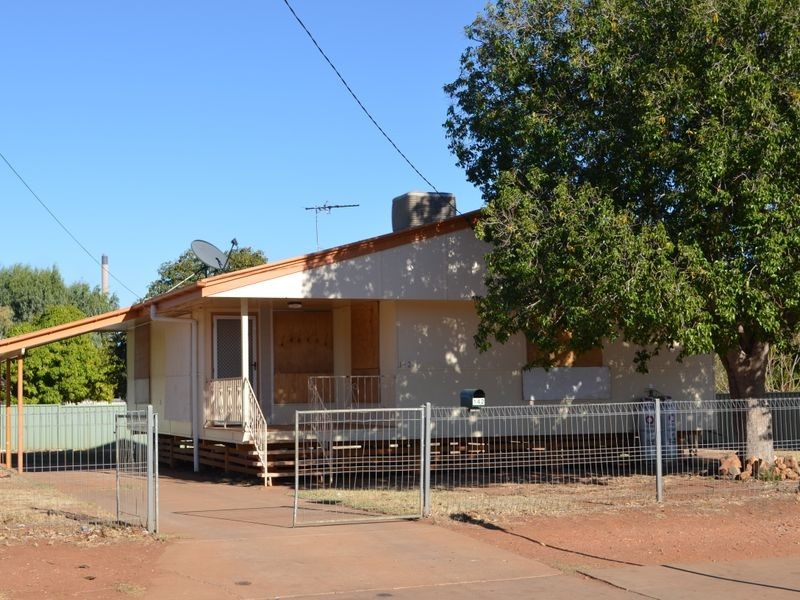 142 Abel Smith Parade, Mount Isa QLD 4825