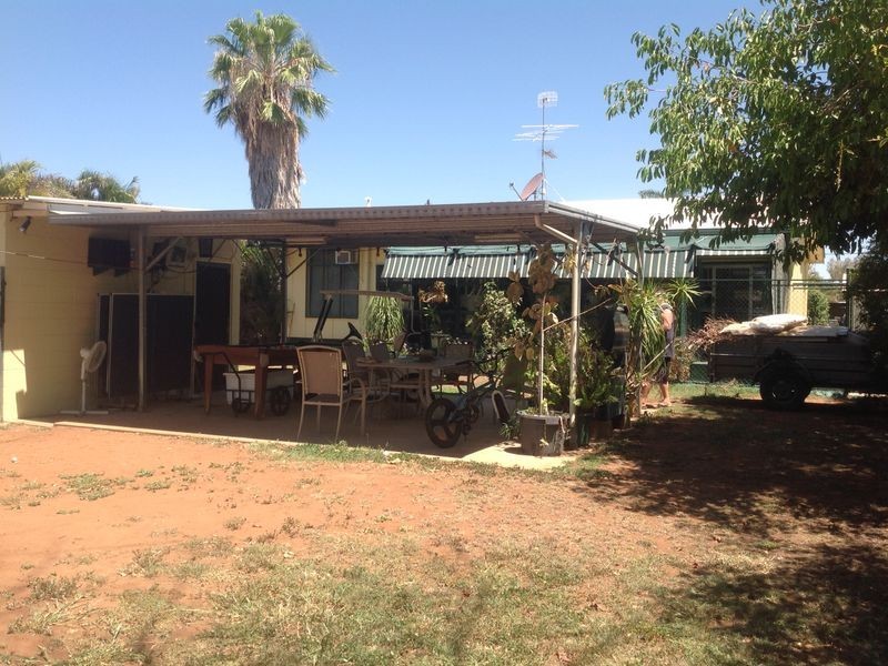 42 Kokoda Road, Mount Isa QLD 4825
