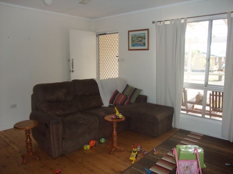 11 Gregory Cres, Mount Isa QLD 4825