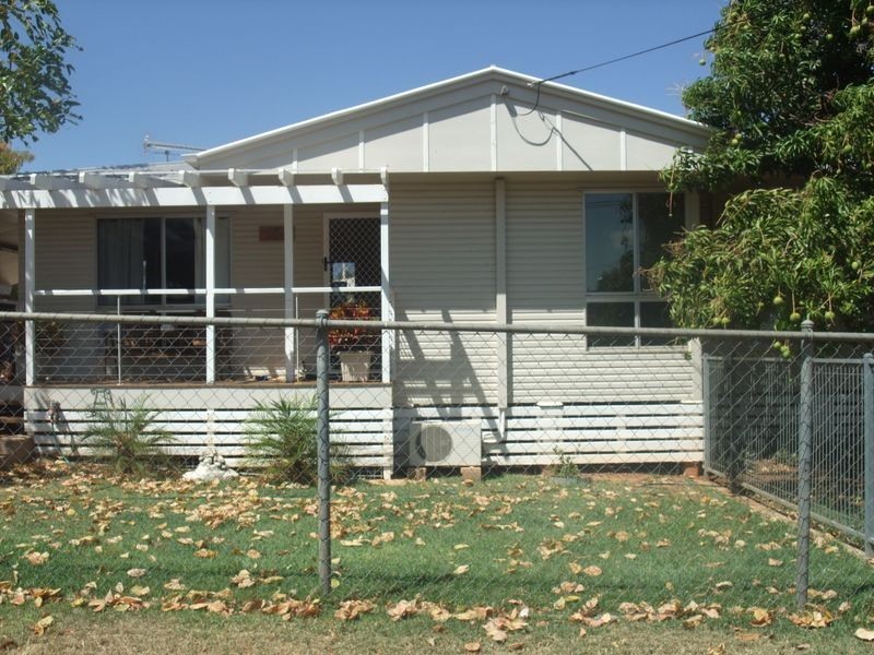 11 Gregory Cres, Mount Isa QLD 4825