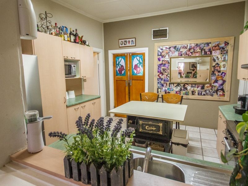 84 Fourth Avenue, Mount Isa QLD 4825