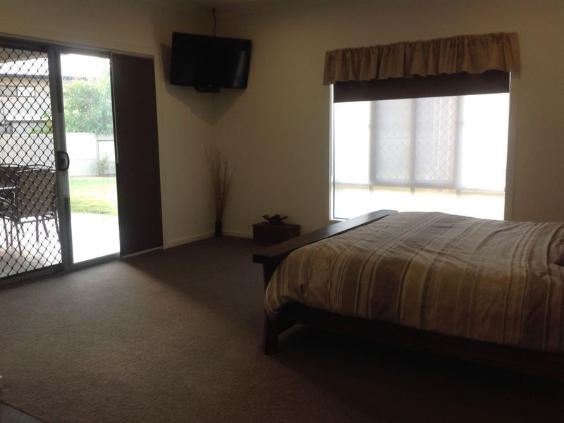 8 Born Court, Mount Isa QLD 4825